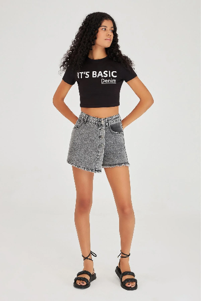 Denise Skort