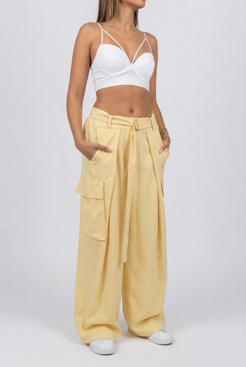 Avena Cargo Yellow