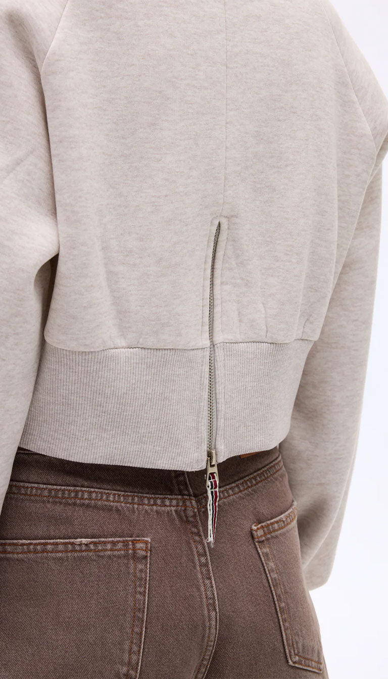 TR | BRAVE SWEATSHIRT