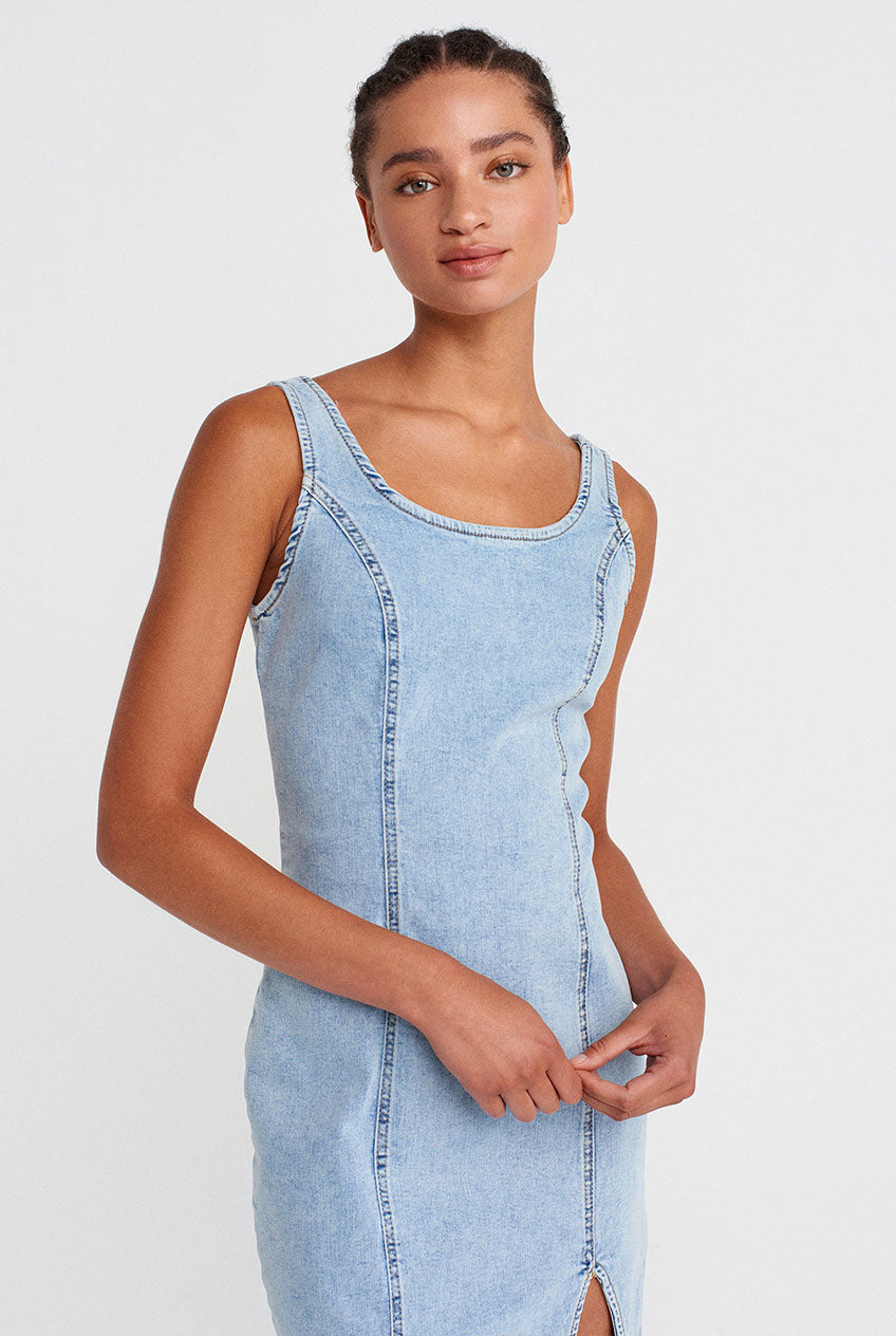 Dolina Dress