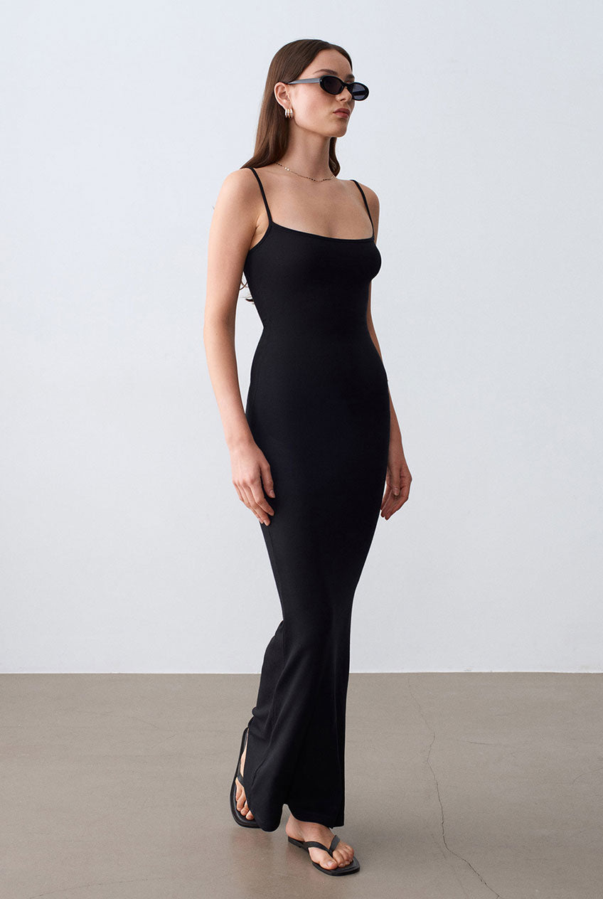 Sola Dress Black
