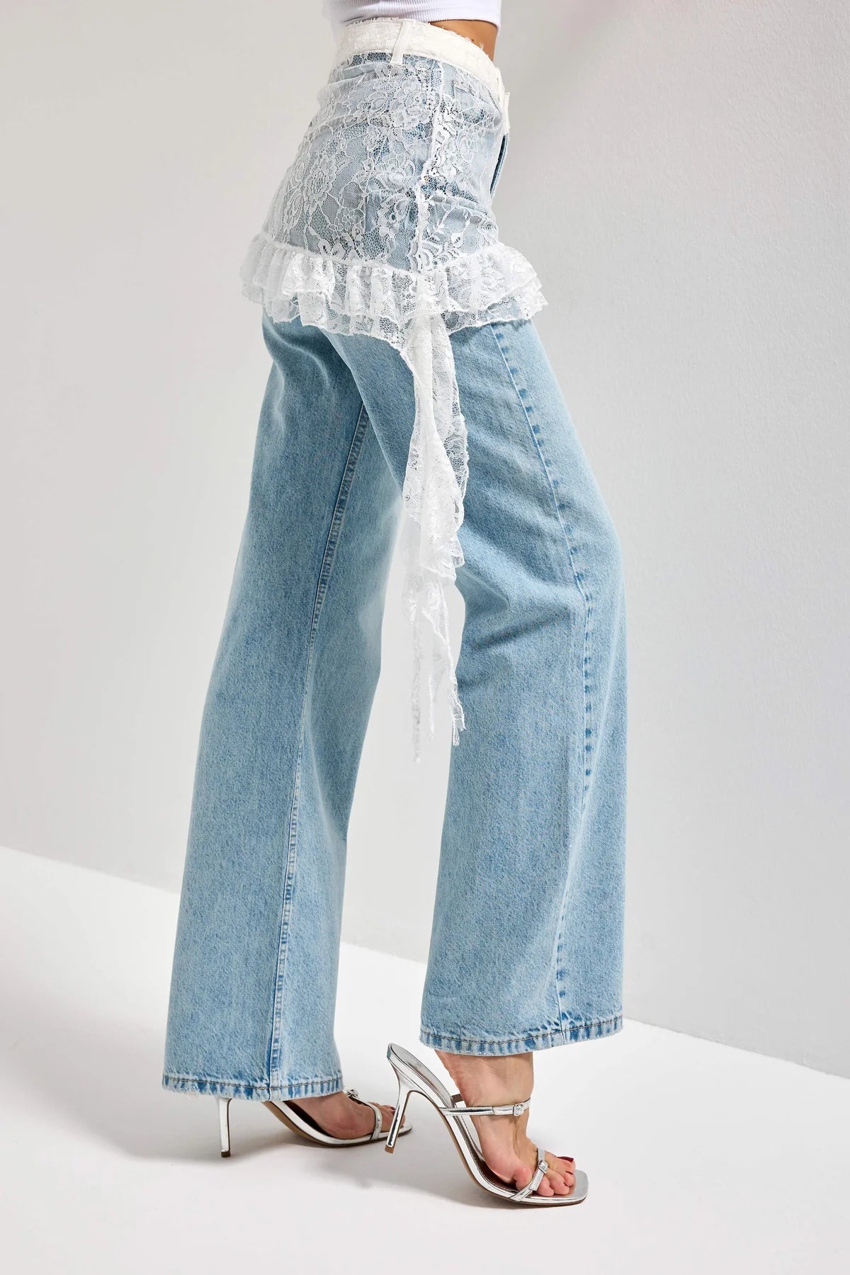 ALEXIS JEANS